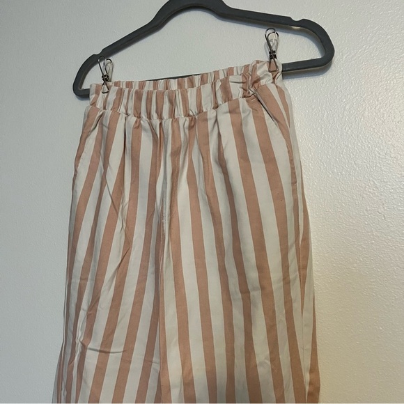 Forever 21 Women's Pink Stripped Straight Leg High Rise Pants Size Medium - Picture 3 of 14
